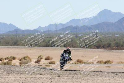 media/Oct-05-2025-CVMA (Sun) [[beeef4f201]]/Race 10-Formula Lightweight Twins Shootout/